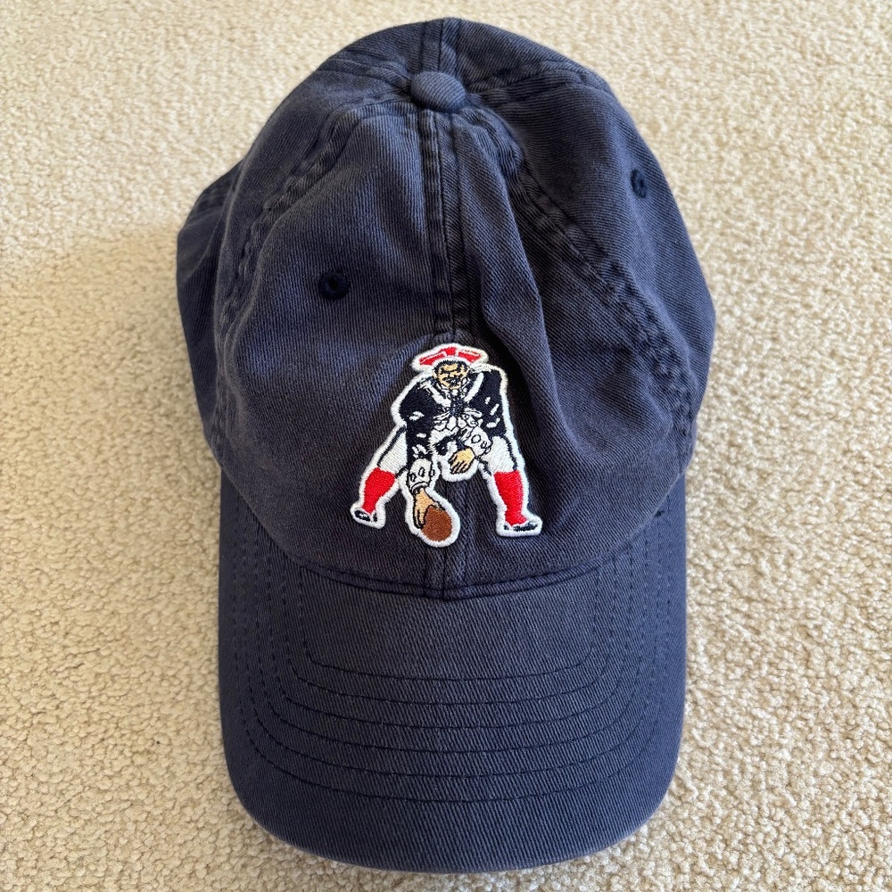 Reebok New England Patriots NFL Throwback Fitted Hat